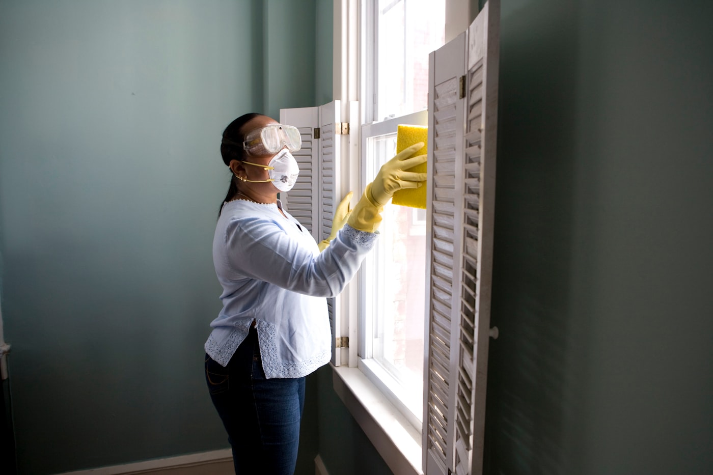A verified Raipur Cleaning & Repairing Services professional at work